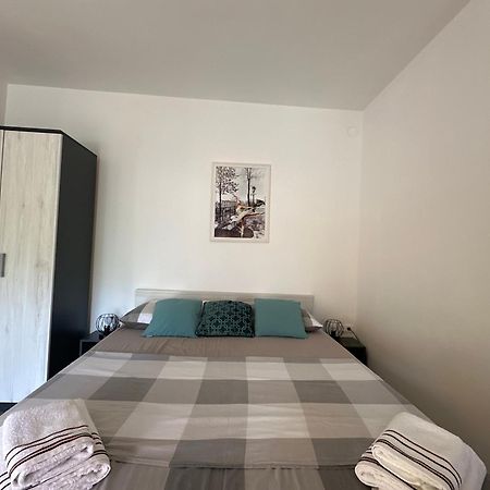Studio Apartment Coce Трогир Экстерьер фото