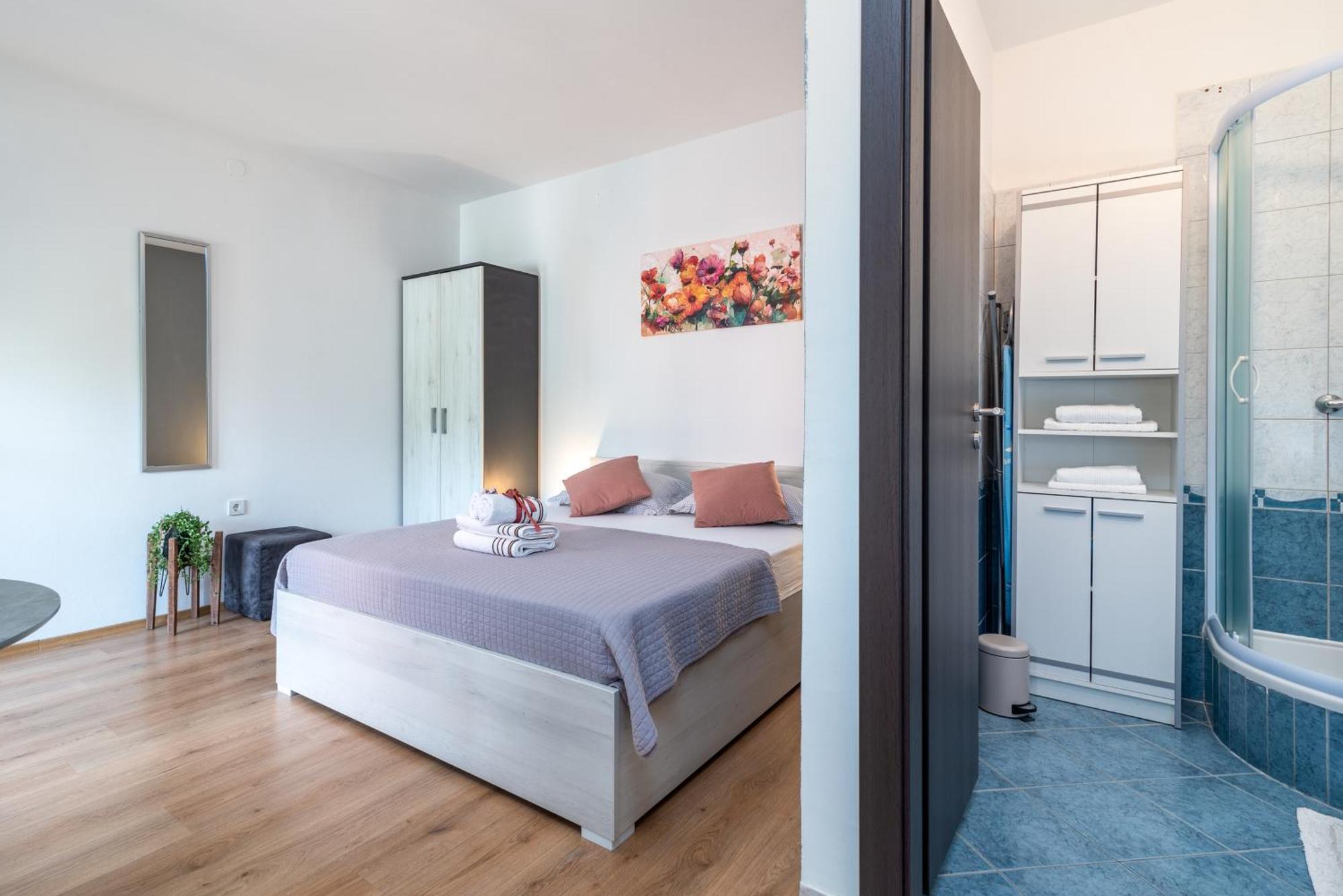 Studio Apartment Coce Трогир Экстерьер фото