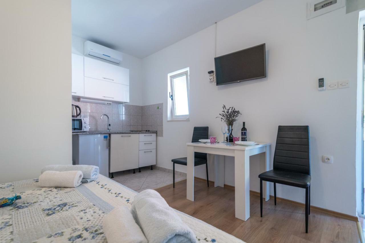 Studio Apartment Coce Трогир Экстерьер фото