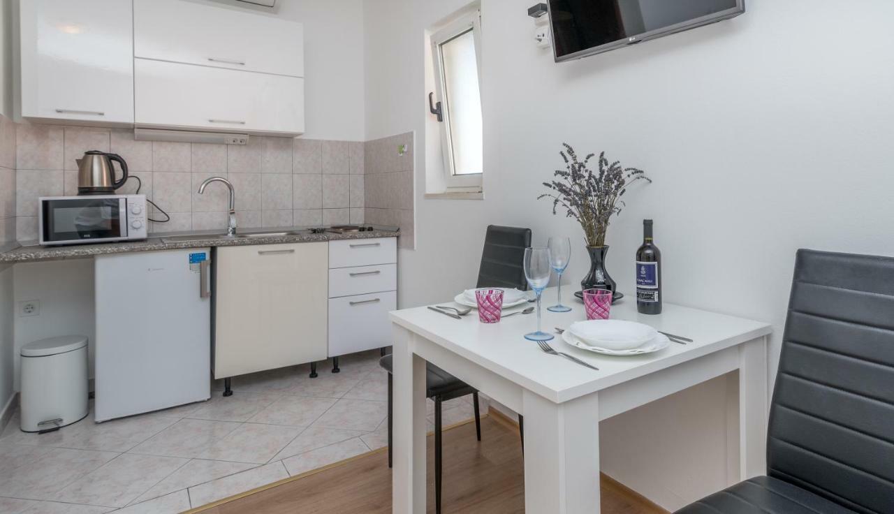 Studio Apartment Coce Трогир Экстерьер фото